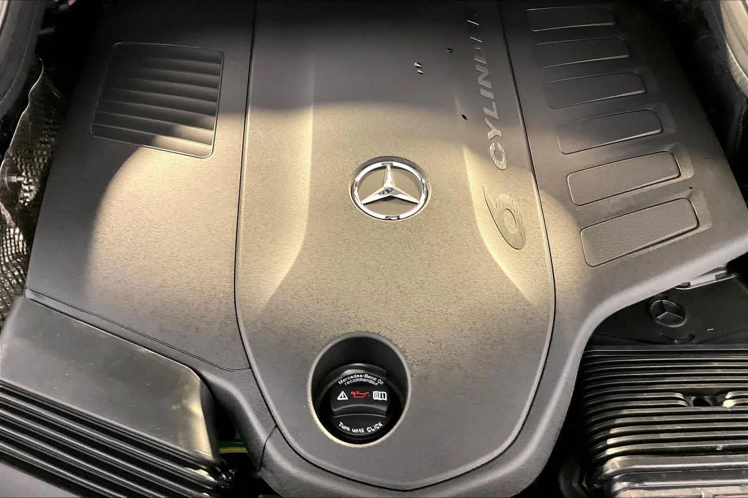 New 2027 Dark Petrol Mercedes-Benz GLS 450 image 15