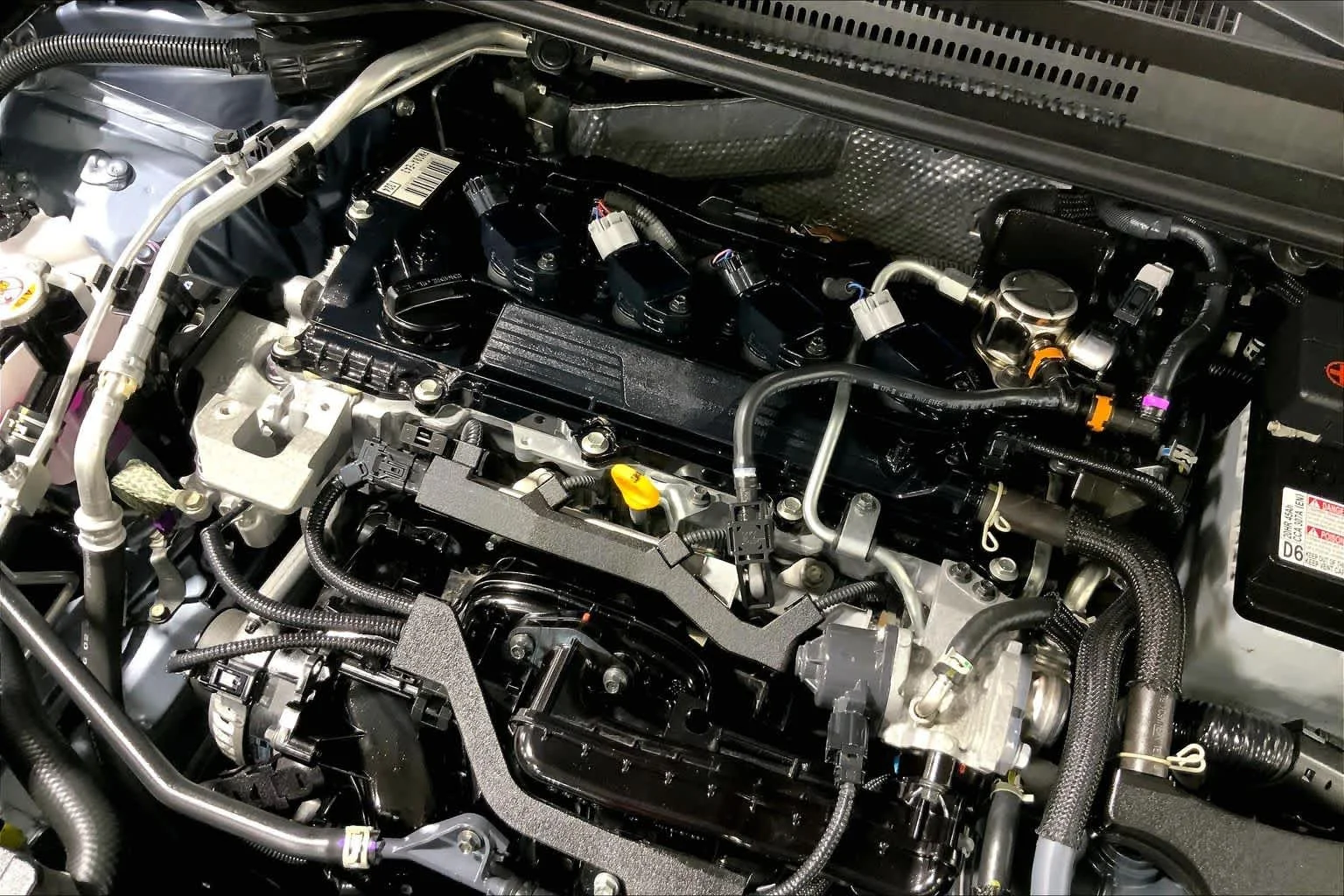 Used 2023 Celestite Toyota LE image 33