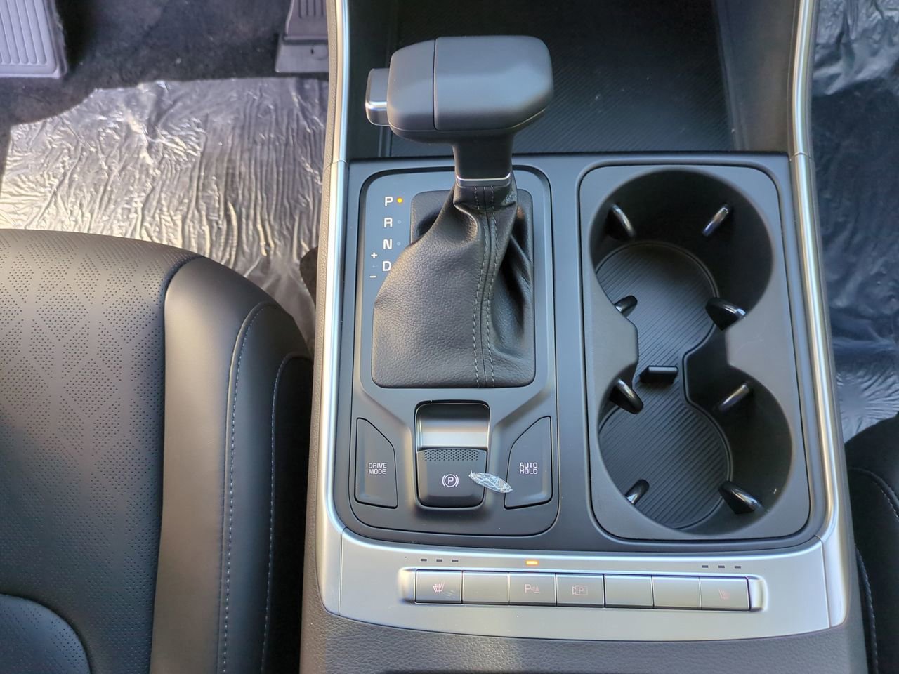 New 2026 Snow White Pearl Kia LXS image 21