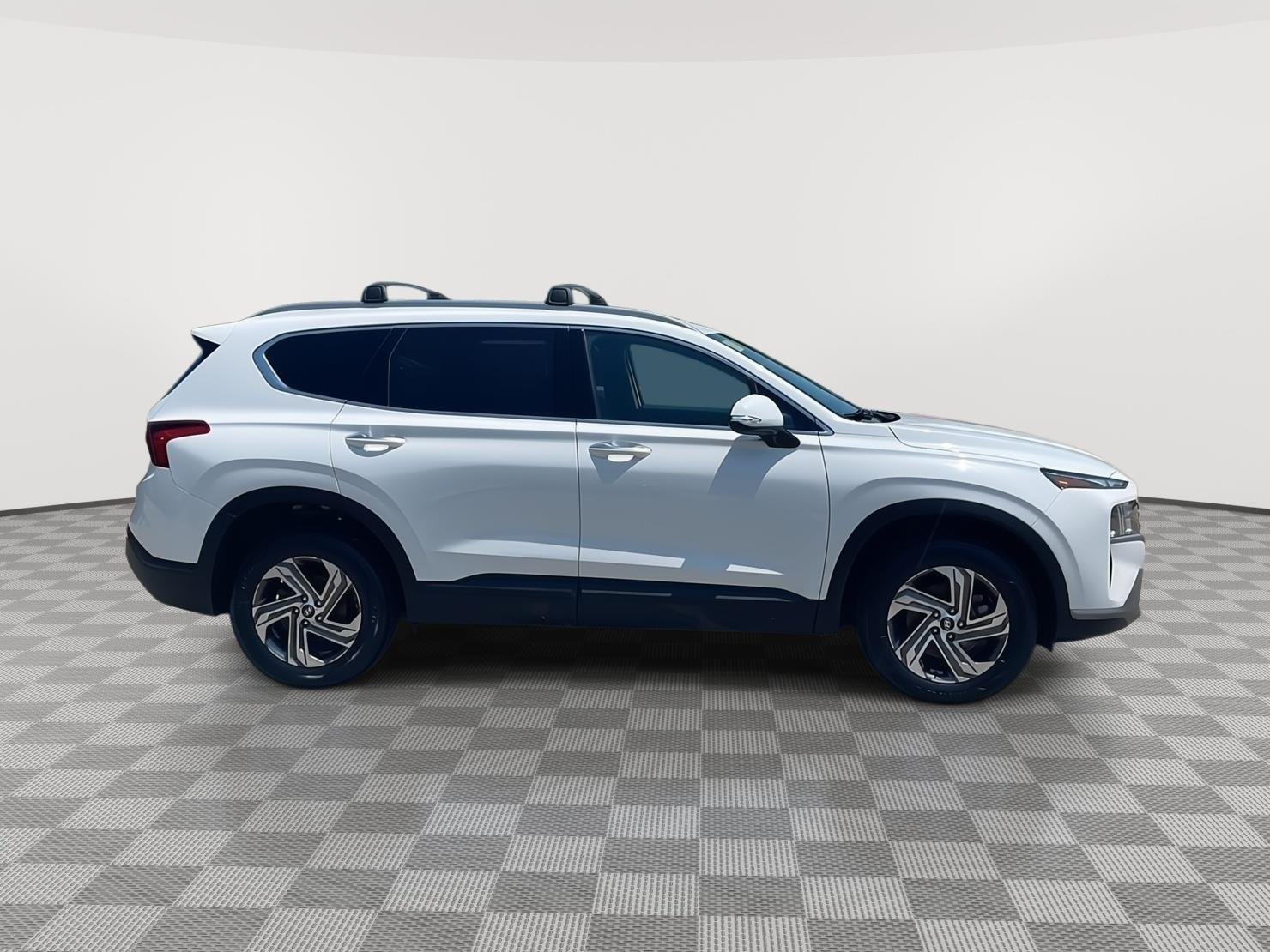 Used 2023 Serenity White Pearl Hyundai SEL image 4