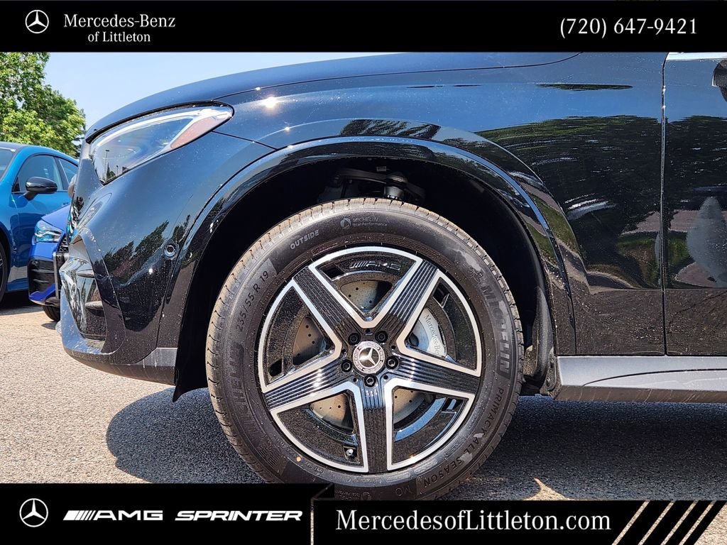New 2026 Black Mercedes-Benz GLC 300 image 9