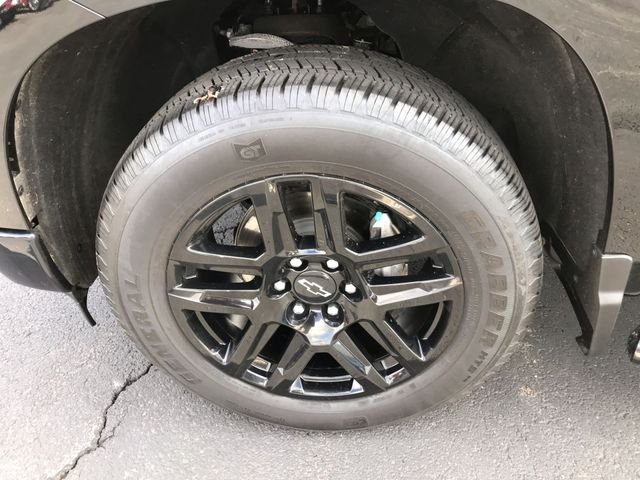 Used 2024 Black Chevrolet Custom image 10