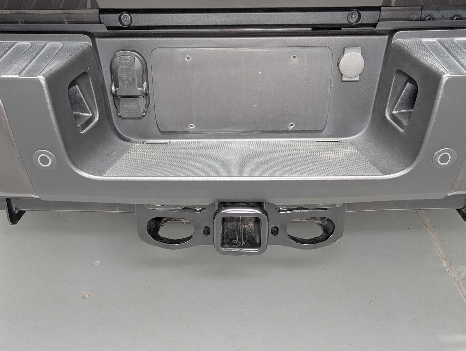 Used 2024 Darkened Bronze Ford XLT image 10