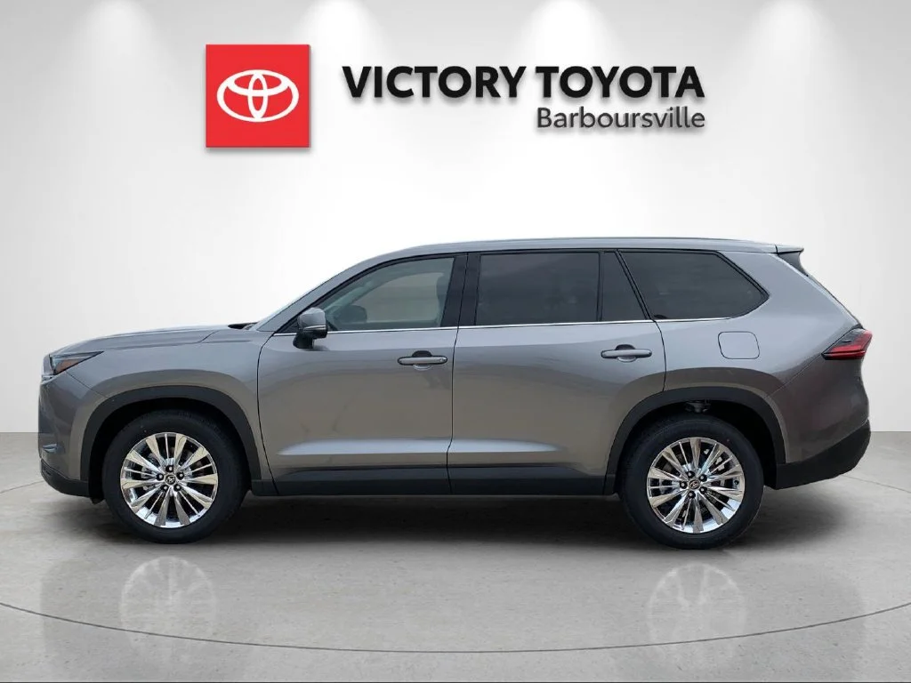 Used 2026  Toyota Platinum image 2