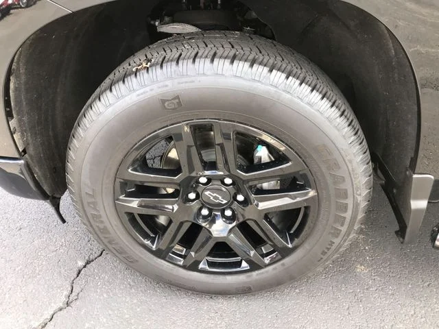 Used 2024 Black Chevrolet Custom image 10