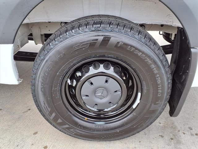 New 2026 White Mercedes-Benz Cargo 170 WB image 22