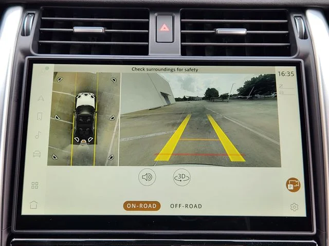Used 2025 Fuji White Land Rover S image 13