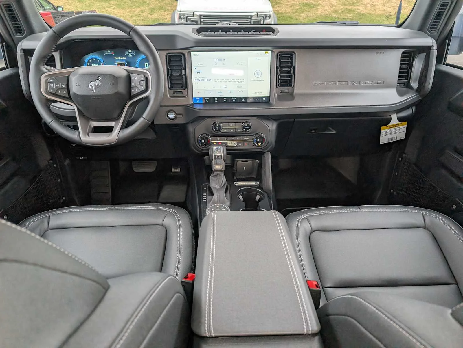 New 2025 Velocity Blue Metallic Ford Badlands® image 12
