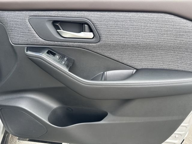 Certified Used 2023 Silver Nissan SV image 26