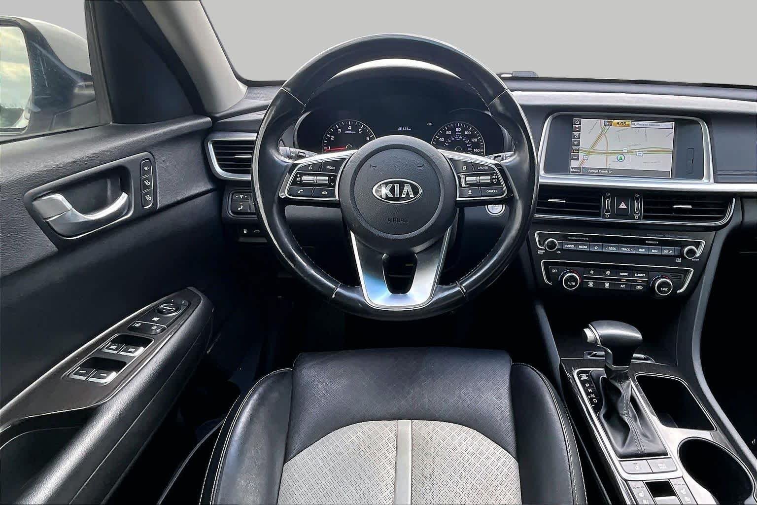 Used 2019 Snow White Pearl Kia EX image 6