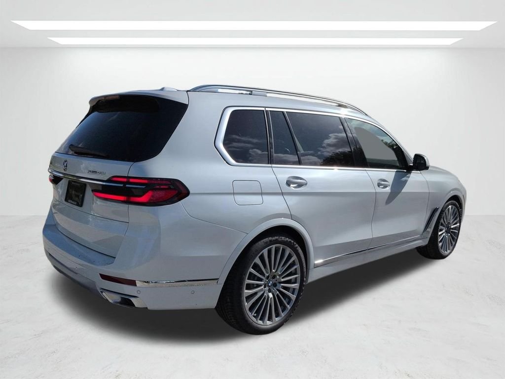 New 2027 Mineral White Metallic BMW xDrive40i image 4