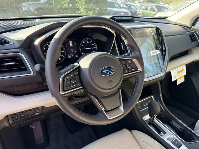 New 2026 AUTUMN GREEN METALLIC Subaru Limited 7-Passenger image 2
