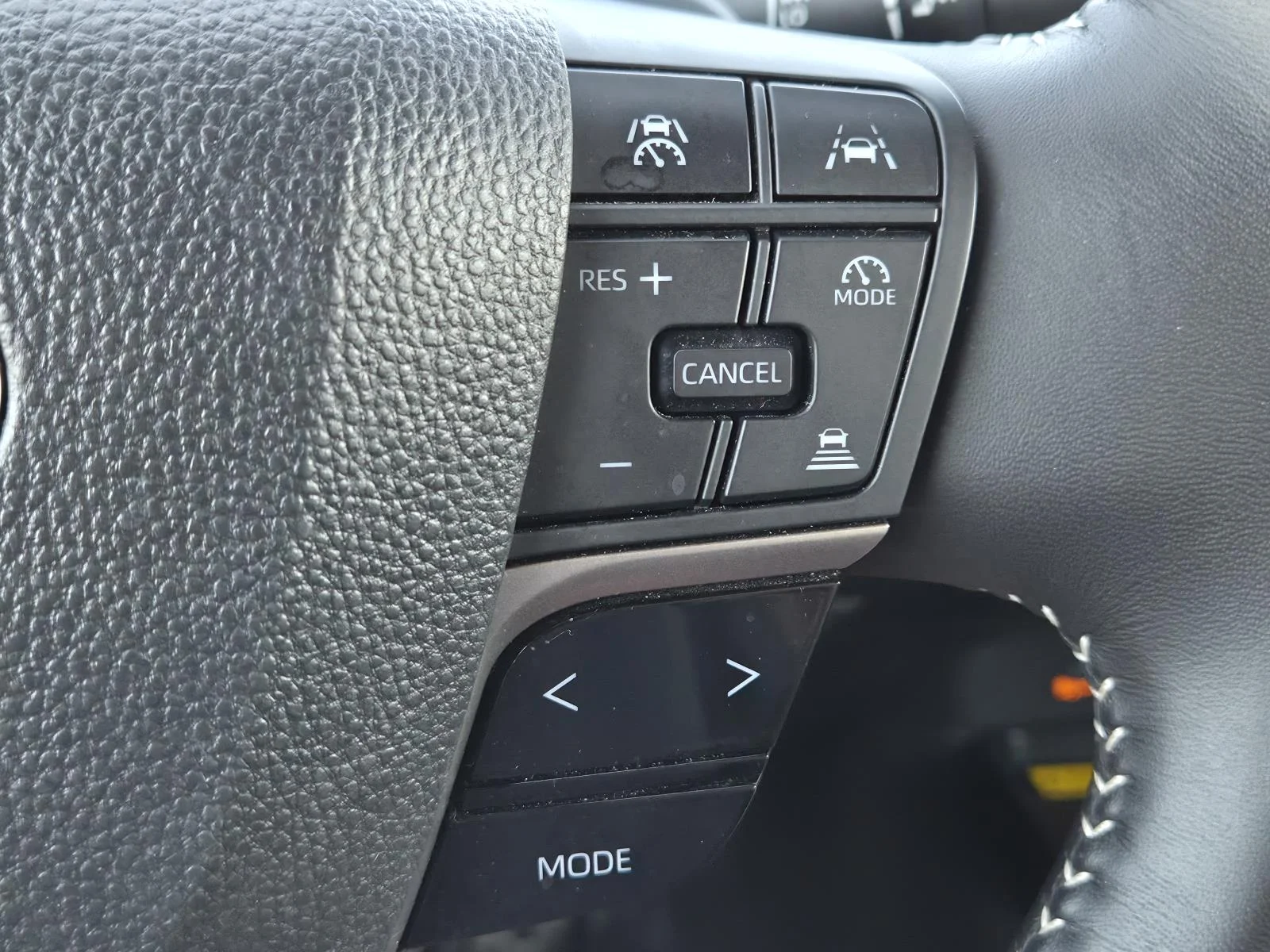 Used 2025 Gray Toyota SE (Natl) image 21