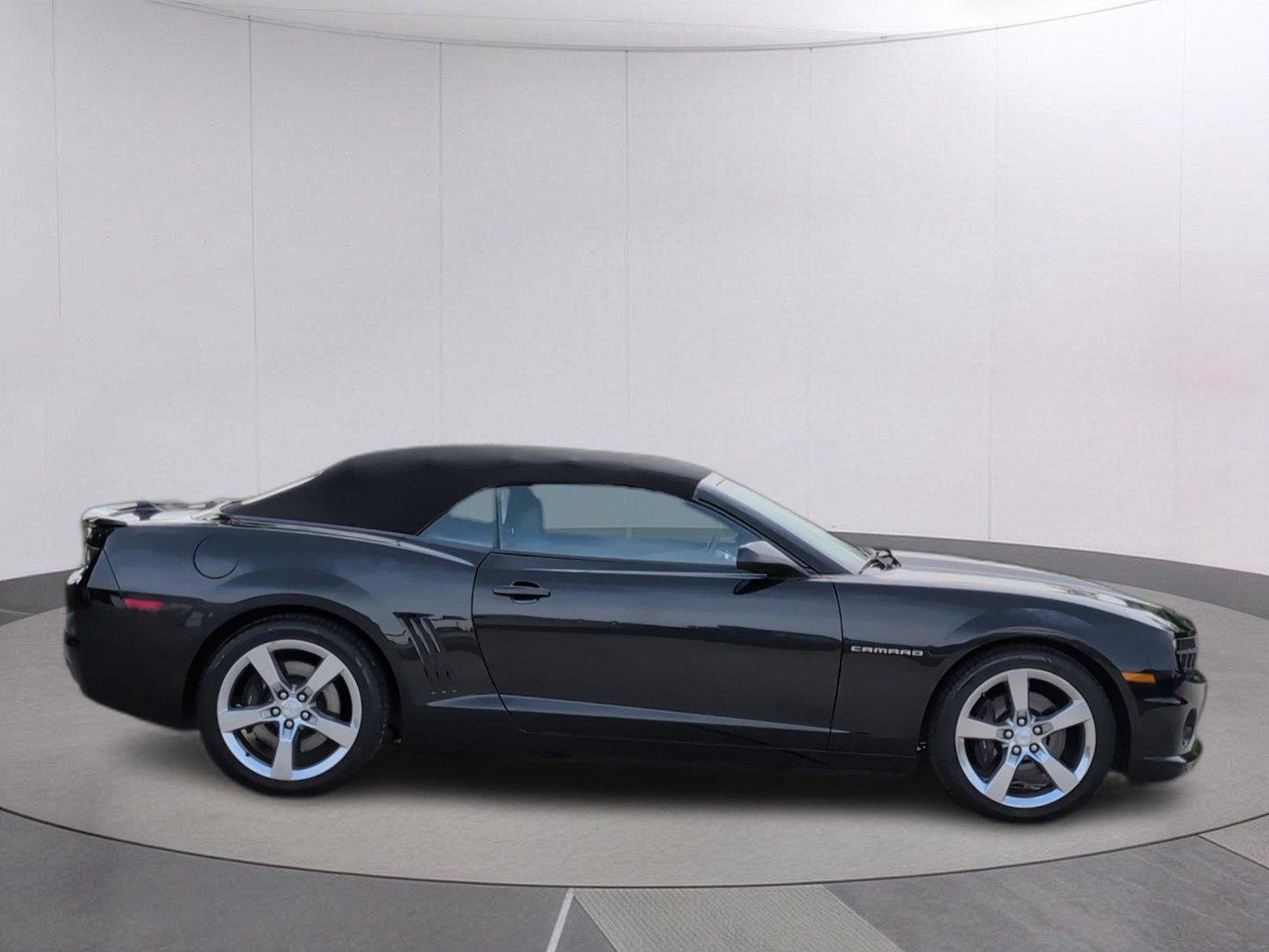 Used 2011 Black Chevrolet 2SS image 7