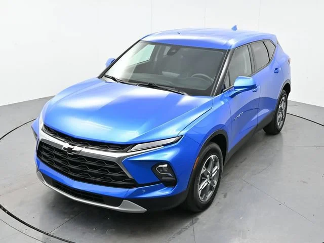 Used 2024 Riptide Blue Metallic Chevrolet 2LT image 33