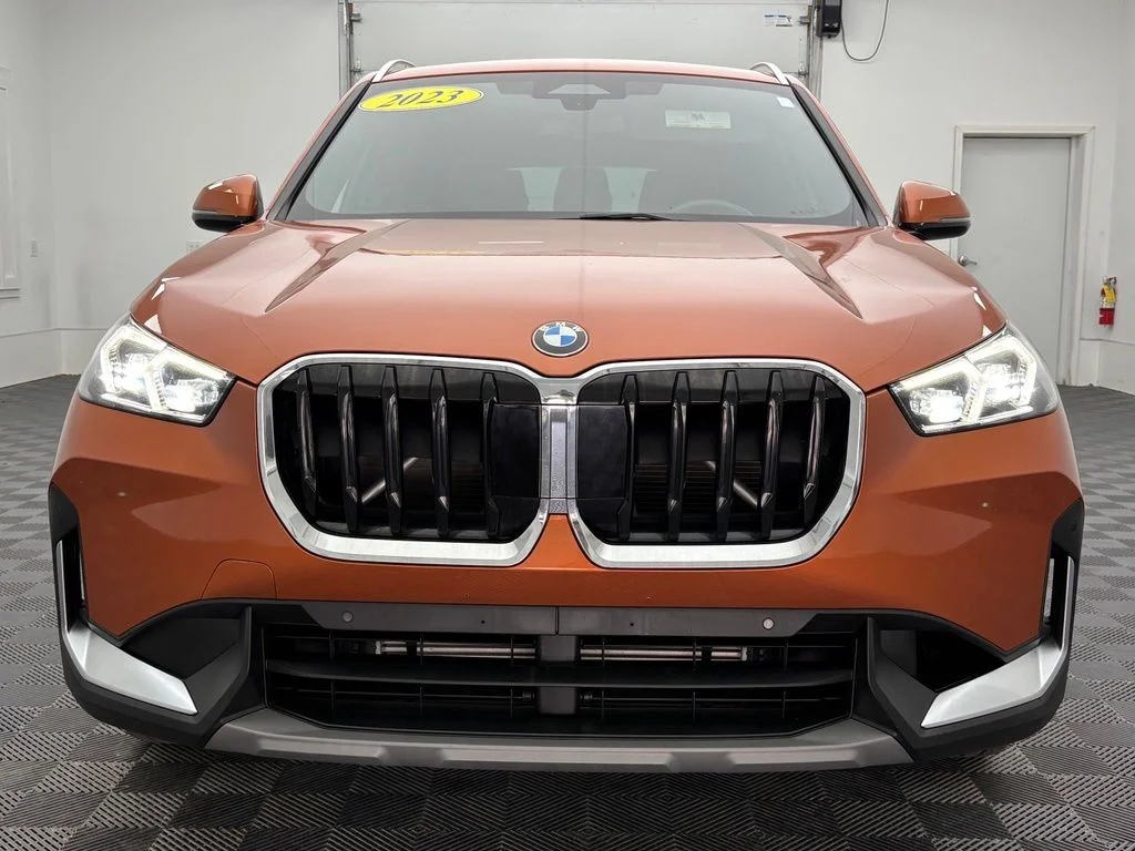 Used 2023 Utah Orange Metallic BMW xDrive28i image 15