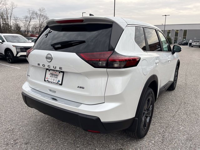 2026 Nissan Rogue SV - Photo 7