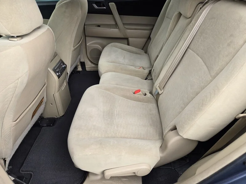 Used 2013 SHORELINE BLUE Toyota Plus image 8