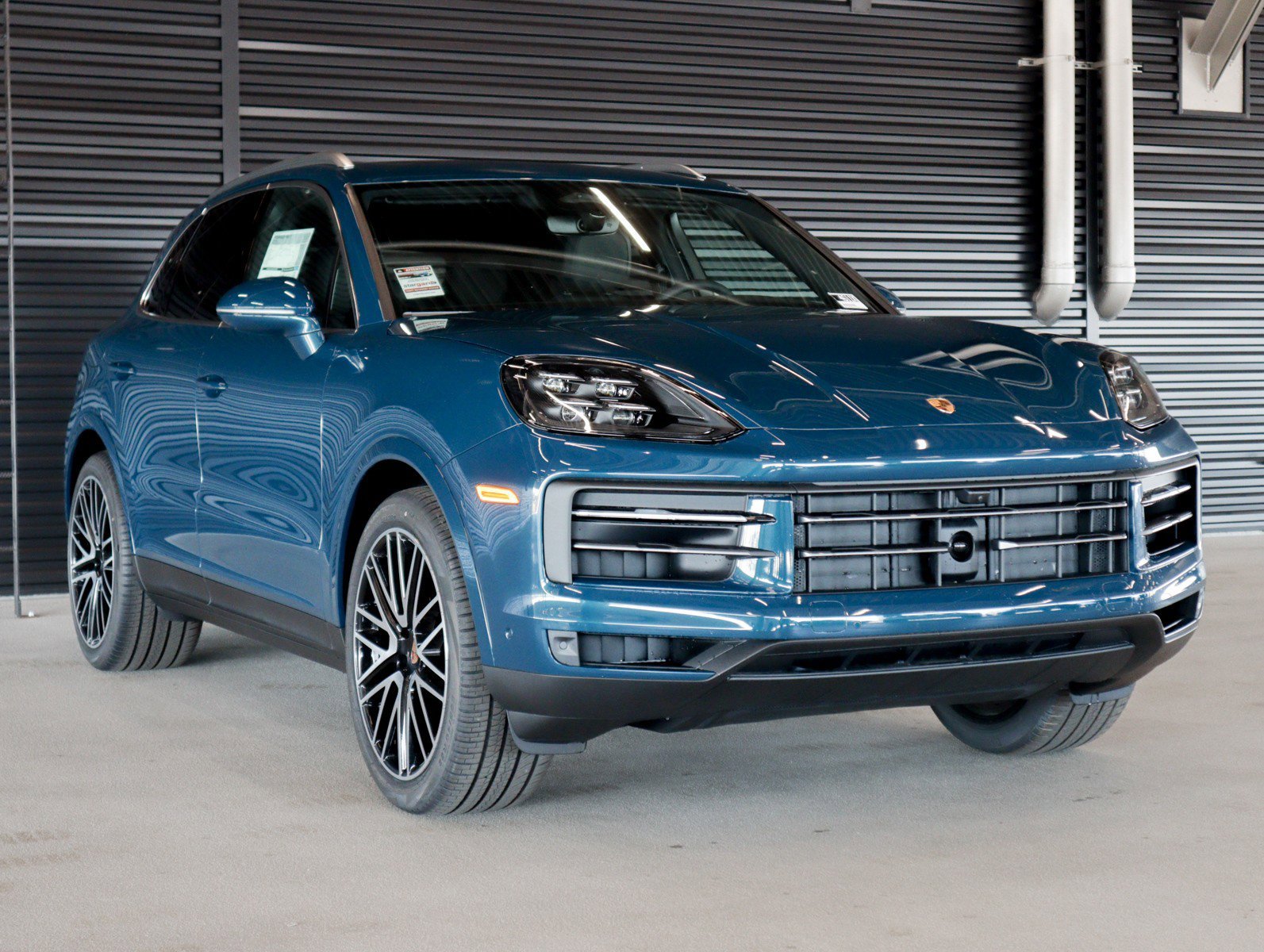 New 2026 Montego Blue Metallic Porsche  image 7
