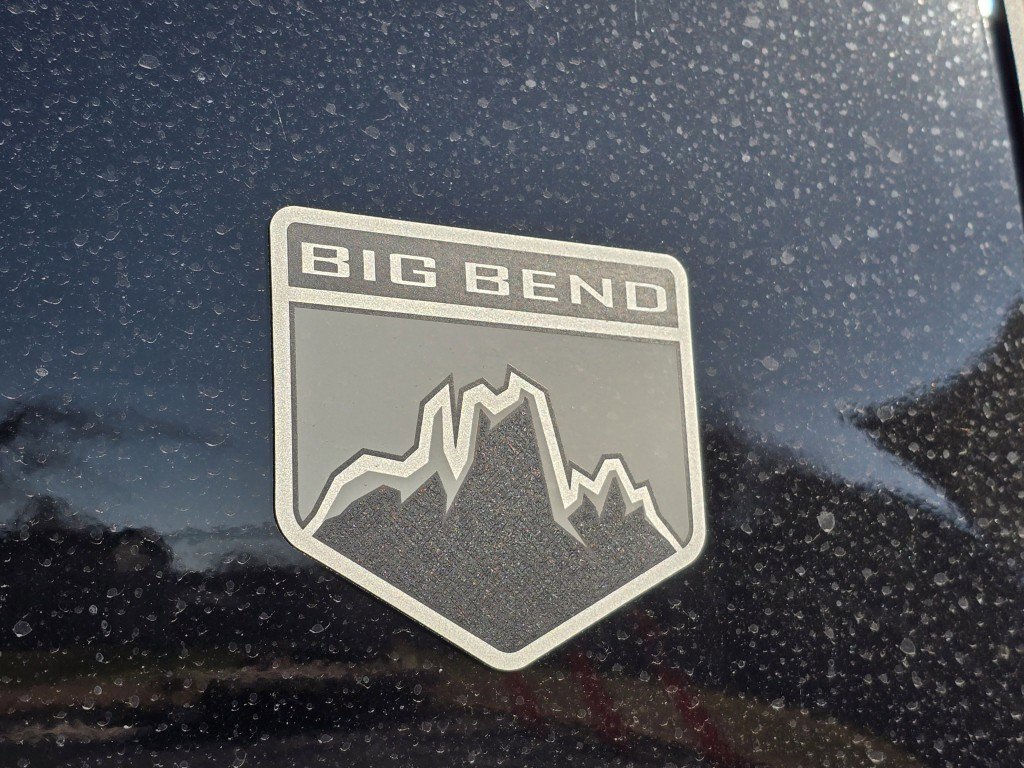 New 2025 Shadow Black Ford Big Bend image 32