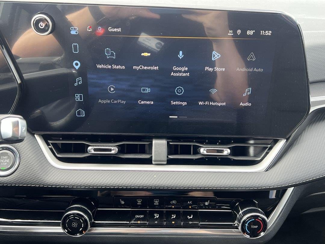 2027 Chevrolet Equinox LT - Photo 18