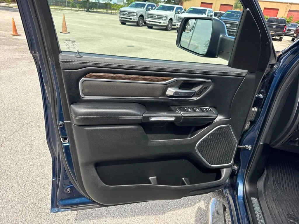Certified Used 2020 Blue Ram Laramie image 13