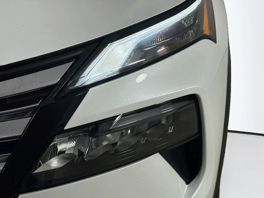 Certified Used 2025 White Nissan SV image 39