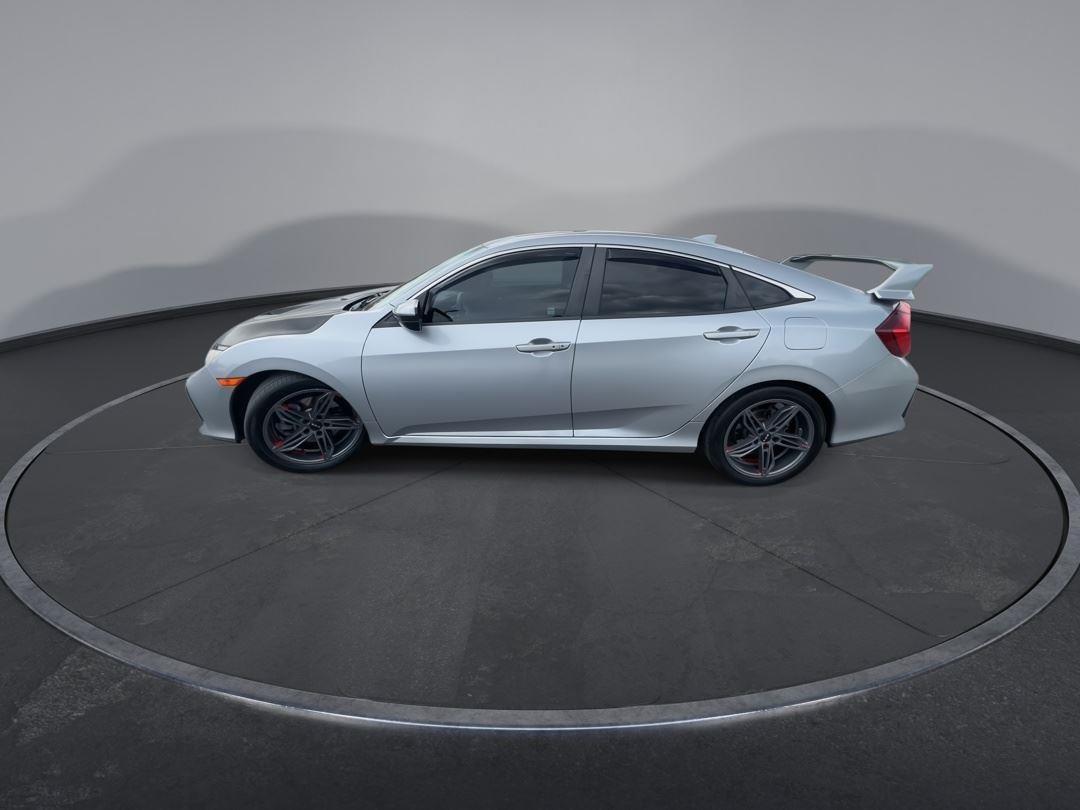 Used 2017 Lunar Silver Metallic Honda Si image 5