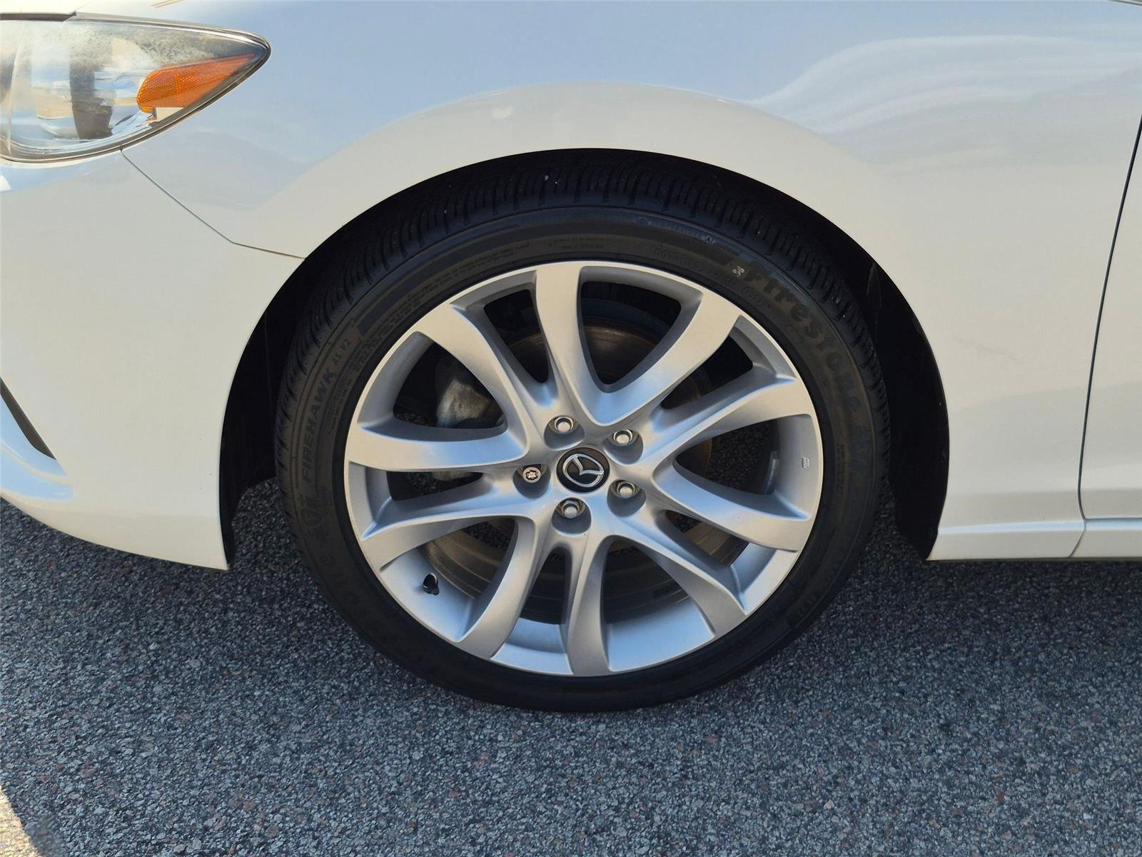 Used 2016 Snowflake White Pearl Mica Mazda i Touring image 10