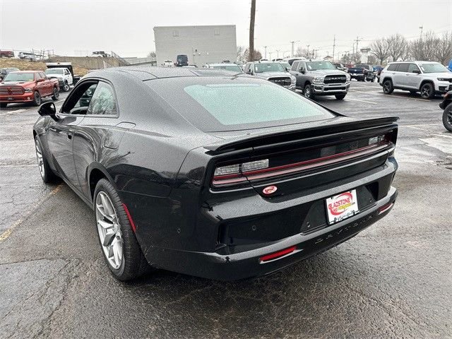 2025 Dodge Charger Daytona Scat Pack - Photo 8