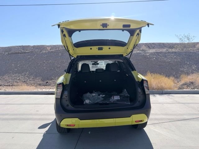 New 2026 Yuzu Yellow Metallic / Super Black Two-tone Nissan SR image 29