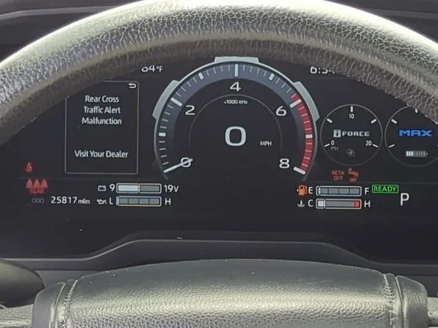 Used 2023  Toyota Capstone Hybrid image 7