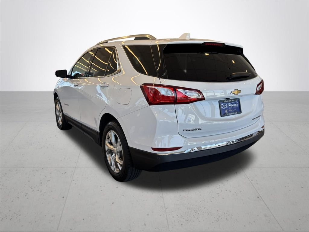 Used 2021 Summit White Chevrolet Premier image 9