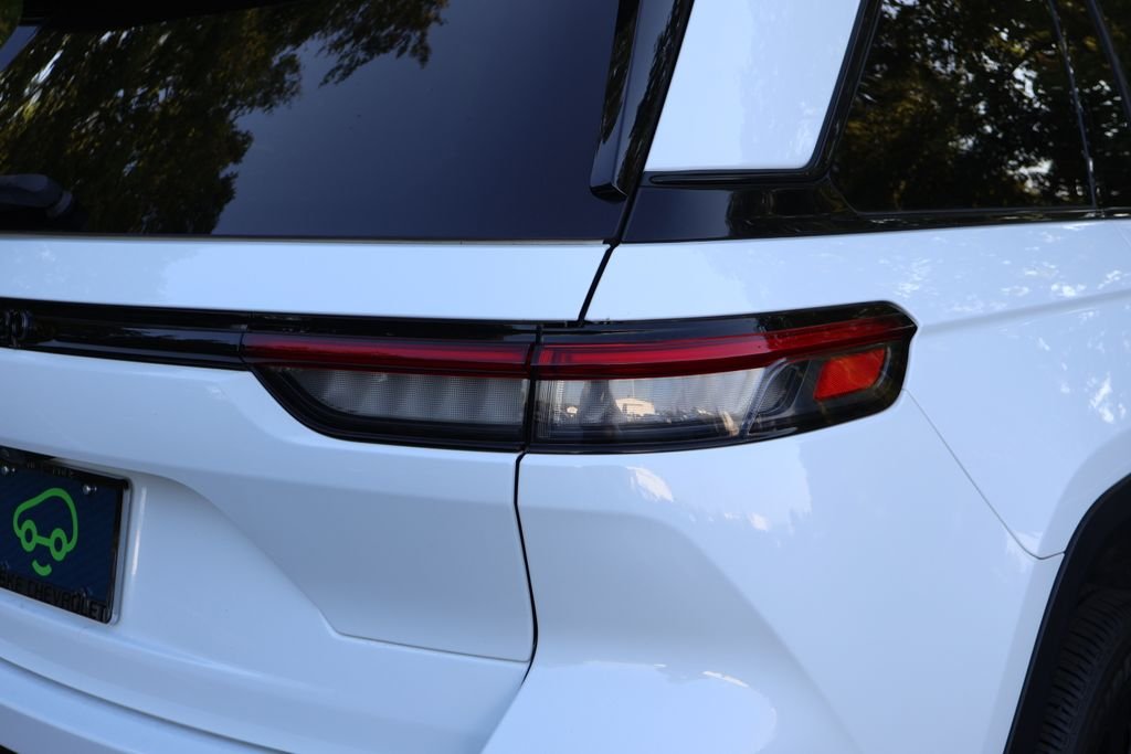 2023 Jeep Grand Cherokee Altitude - Photo 9
