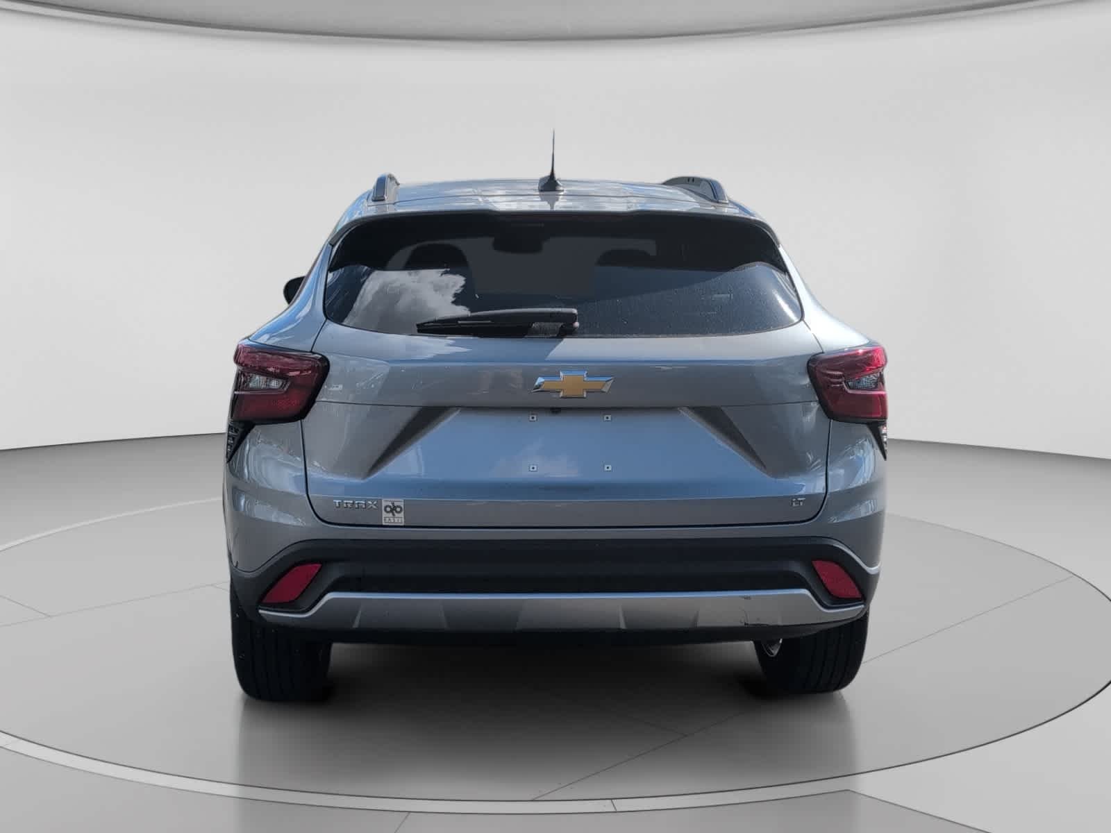 Used 2025 Sterling Gray Metallic Chevrolet LT image 6