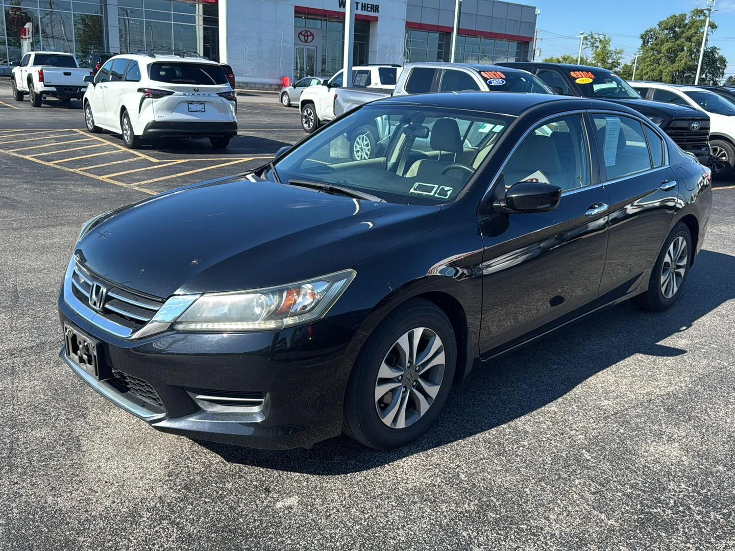 Used 2015 Crystal Black Pearl Honda LX image 3
