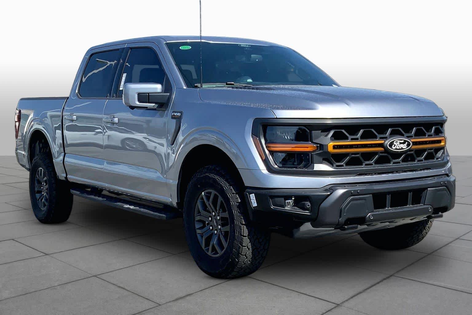 New 2026 Iconic Silver Metallic Ford Tremor® image 2