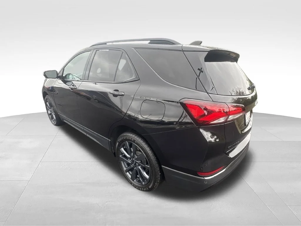 Certified Used 2022 Black Chevrolet RS image 4