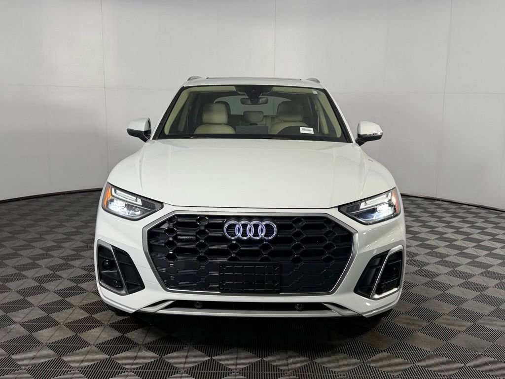 Used 2023 White Audi 45 S line Premium image 3