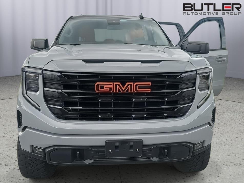 Used 2024 Thunderstorm Gray GMC Elevation image 22