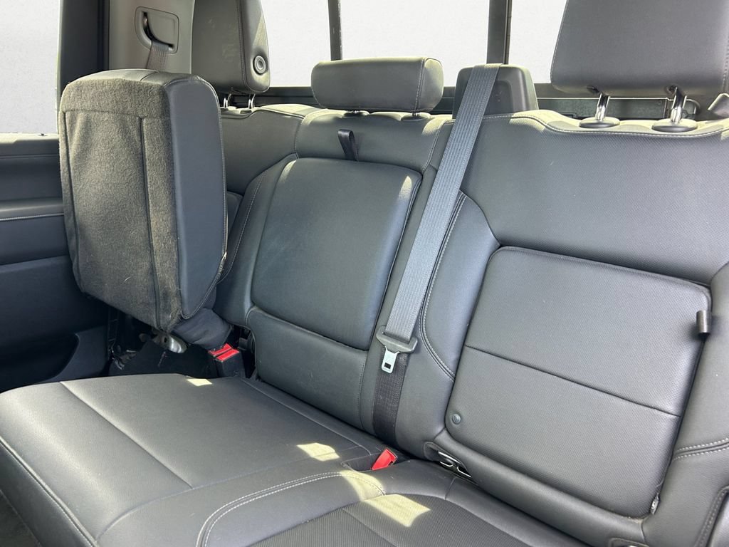Used 2022 Silver Ice Metallic Chevrolet LTZ image 9