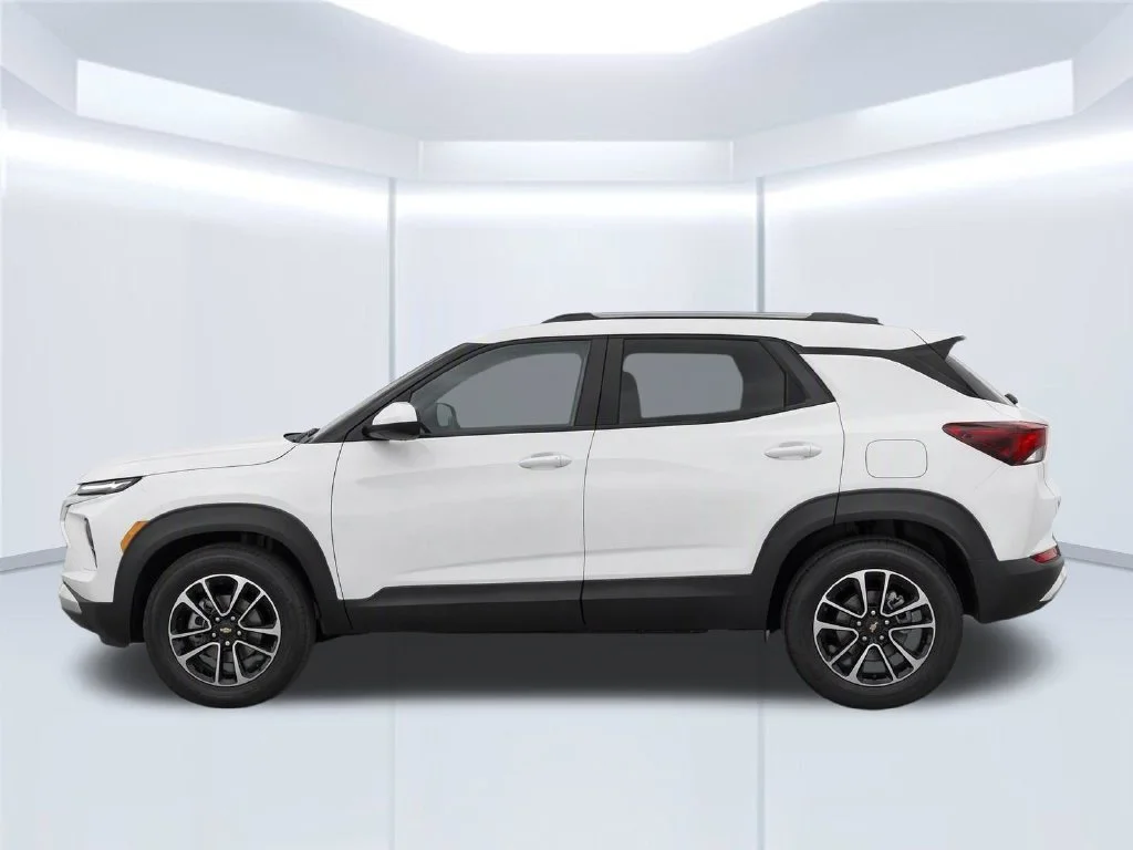 New 2026 White Chevrolet LT image 9