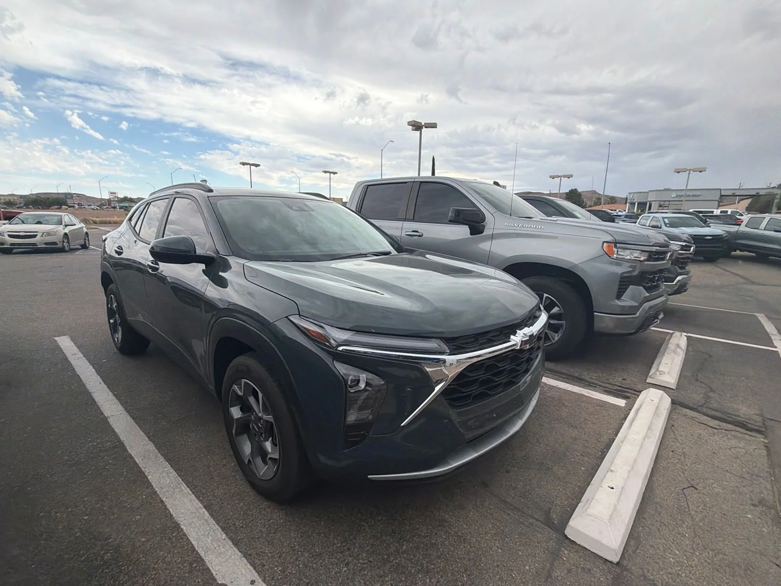 Used 2025 Gray Chevrolet LT image 2
