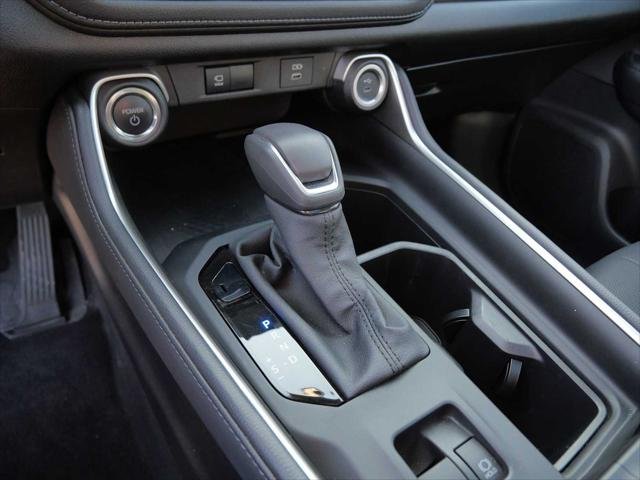 Certified Used 2026 WIND CHILL PEARL Toyota  image 24