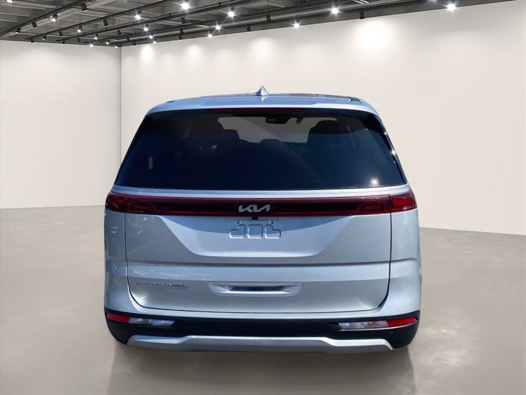 Used 2022 Silky Silver Kia LXS image 7