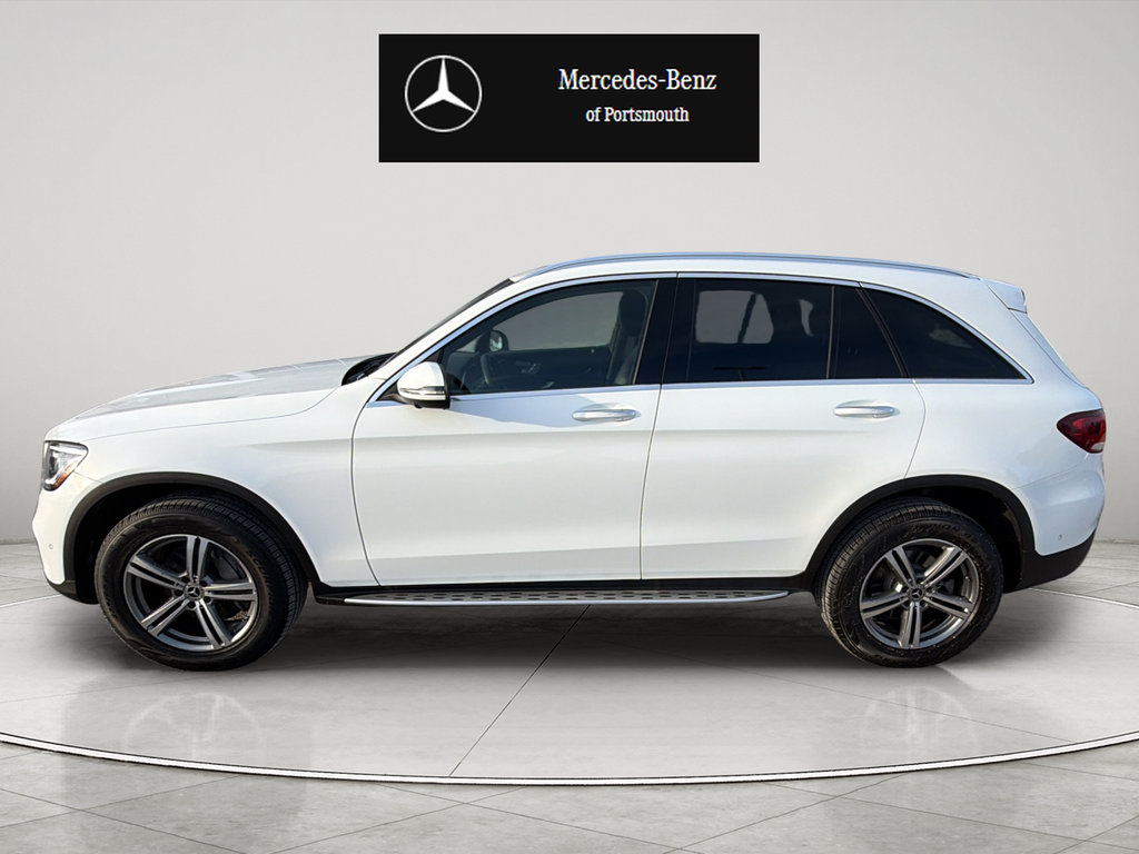 Used 2022 White Mercedes-Benz GLC 300 image 2