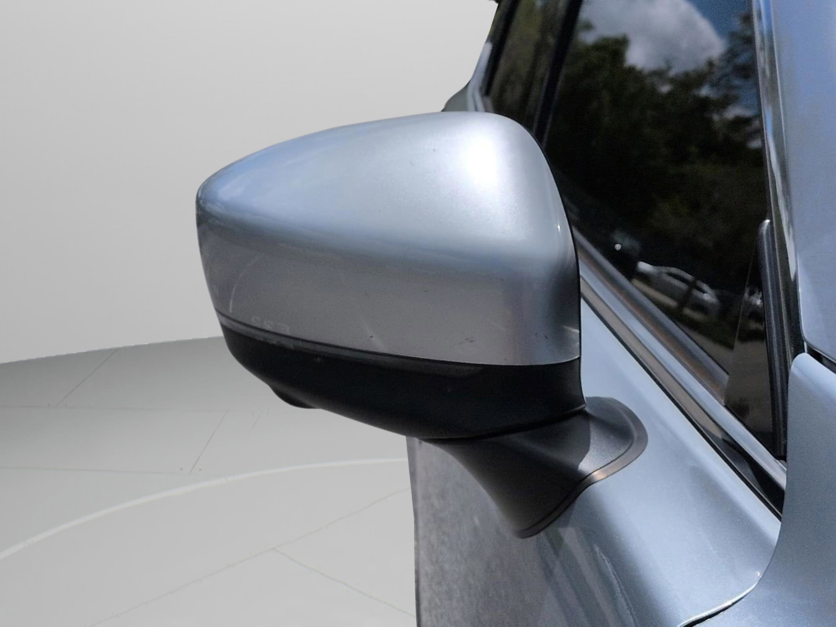 Used 2021 Sonic Silver Metallic Mazda Grand Touring image 14