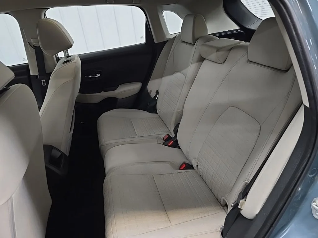 Used 2023 Gold Honda LX image 31