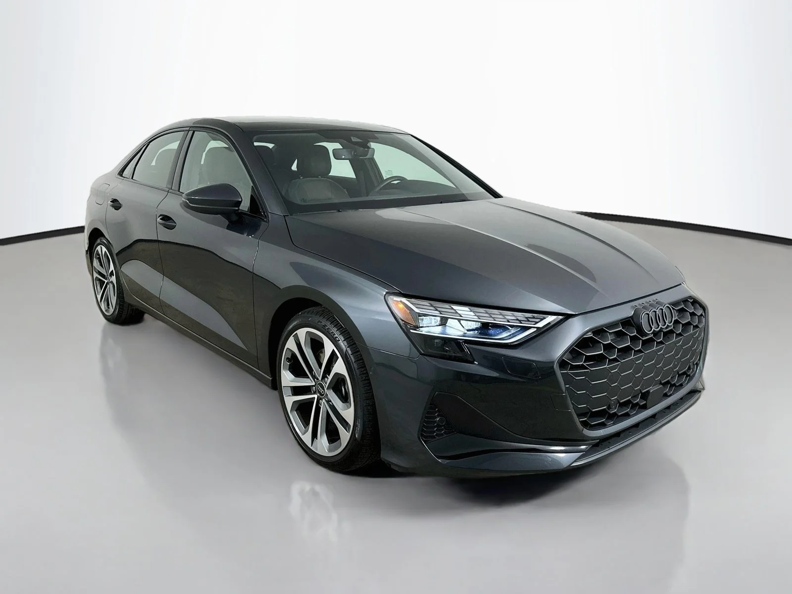 Used 2025 Gray Audi  image 3