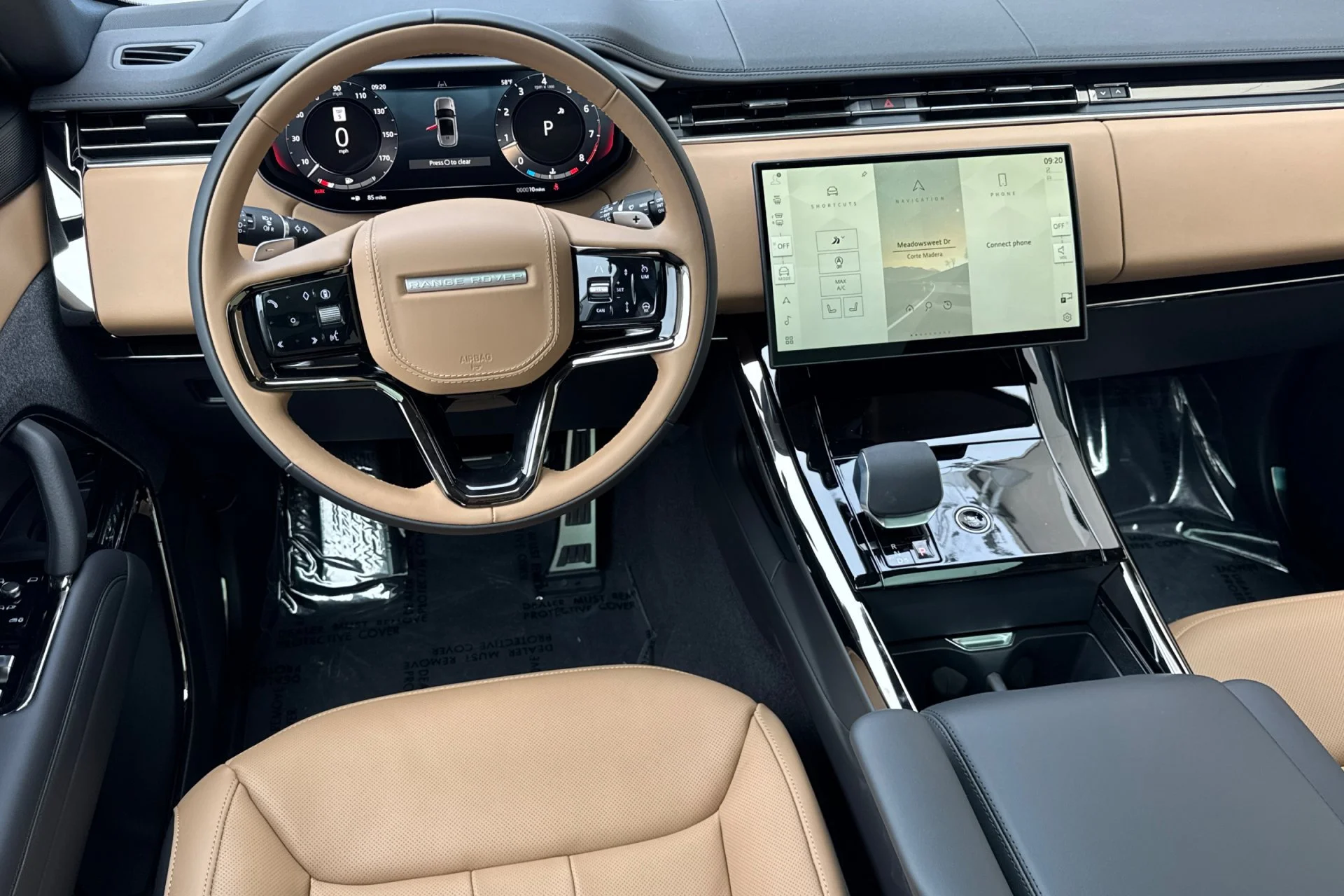 New 2026 Borasco Grey Land Rover Dynamic SE image 16